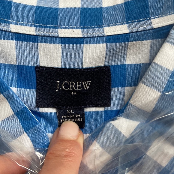 JCrew button down shirt in XL - Picture 2 of 3